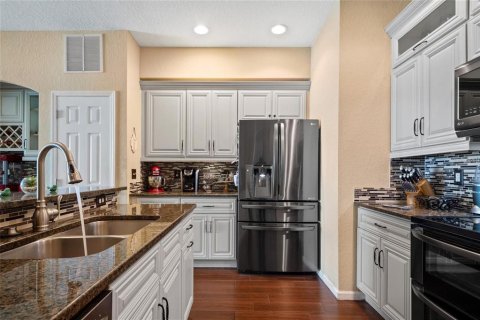 Adosado en alquiler en Kissimmee, Florida, 3 dormitorios, 187.01 m2 № 1883598 - foto 8