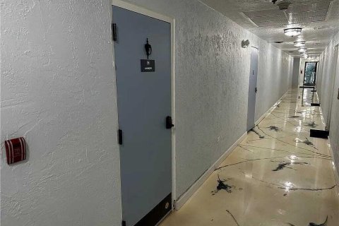 Снять в аренду квартиру в Помпано-Бич, Флорида 3 комнаты, 104.14м2, № 2083887 - фото 14