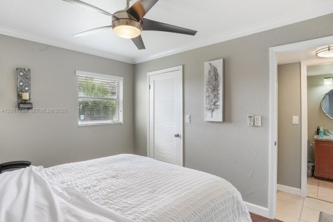 Condo in Sunrise, Florida, 2 bedrooms  № 2074903 - photo 19