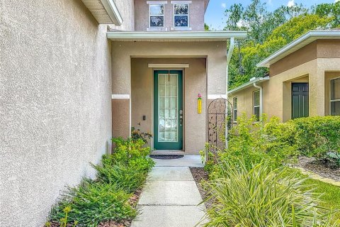 House in Wesley Chapel, Florida 3 bedrooms, 159.98 sq.m. № 1895122 - photo 3