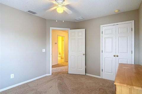 House in Wesley Chapel, Florida 3 bedrooms, 159.98 sq.m. № 1895122 - photo 28