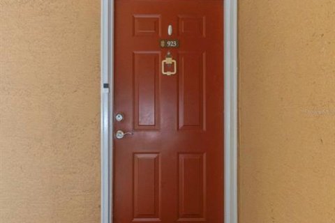 Condo in Palm Harbor, Florida, 2 bedrooms № 2201030 - photo 2