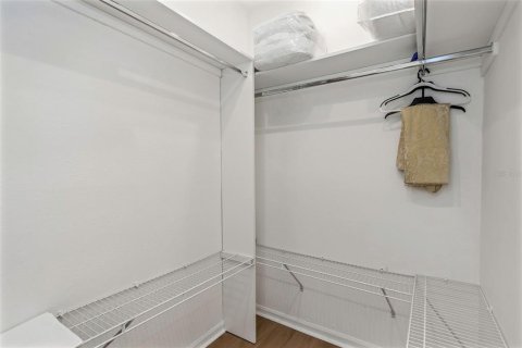 Condo in Palm Harbor, Florida, 2 bedrooms № 2201030 - photo 23
