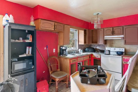 House in Ocala, Florida 3 bedrooms, 173.54 sq.m. № 1894421 - photo 5