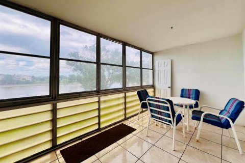 Copropriété à vendre à West Palm Beach, Floride: 1 chambre, 76.09 m2 № 2155126 - photo 9