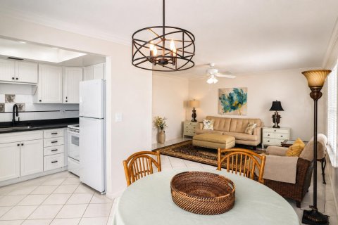 Купить кондоминиум в Стьюарт, Флорида 3 комнаты, 92.16м2, № 2175774 - фото 2