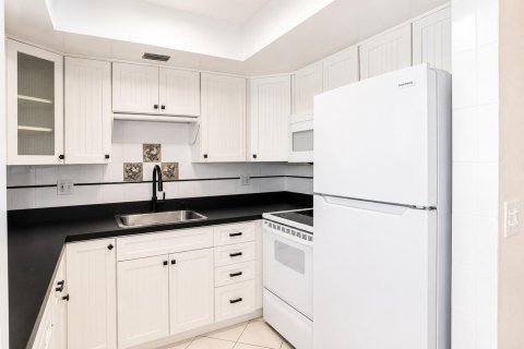 Купить кондоминиум в Стьюарт, Флорида 3 комнаты, 92.16м2, № 2175774 - фото 7