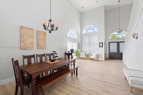 Купить виллу или дом в Майами, Флорида 3 спальни, 194.07м2, № 1949580 - фото 10