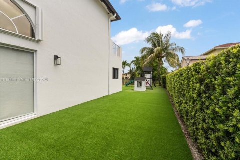 Купить виллу или дом в Майами, Флорида 3 спальни, 194.07м2, № 1949580 - фото 6