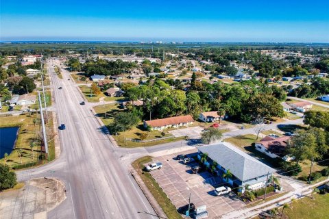 Propiedad comercial en alquiler en Edgewater, Florida, 551.93 m2 № 1845133 - foto 12