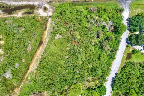 Terreno en venta en Saint Petersburg, Florida № 1301109 - foto 10