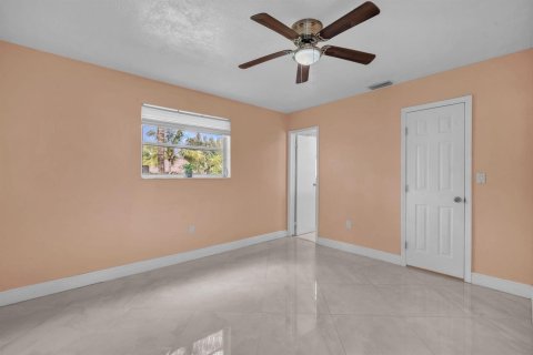 Villa ou maison à louer à Sunrise, Floride: 3 chambres, 145.3 m2 № 2411799 - photo 22