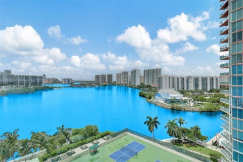 Condo in Aventura, Florida, 3 bedrooms  № 1713095 - photo 14