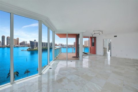 Condo in Aventura, Florida, 3 bedrooms  № 1713095 - photo 2