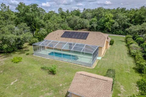 House in Dunnellon, Florida 4 bedrooms, 226.96 sq.m. № 2266840 - photo 13
