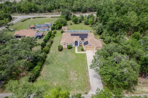House in Dunnellon, Florida 4 bedrooms, 226.96 sq.m. № 2266840 - photo 3