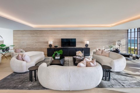 Condominio en venta en Surfside, Florida, 4 dormitorios, 481.7 m2 № 1975696 - foto 9