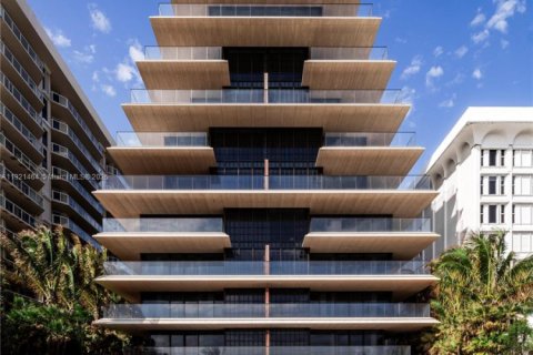 Condominio en venta en Surfside, Florida, 4 dormitorios, 481.7 m2 № 1975696 - foto 17