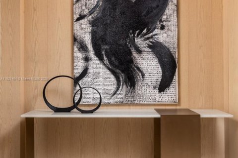 Condominio en venta en Surfside, Florida, 4 dormitorios, 481.7 m2 № 1975696 - foto 5