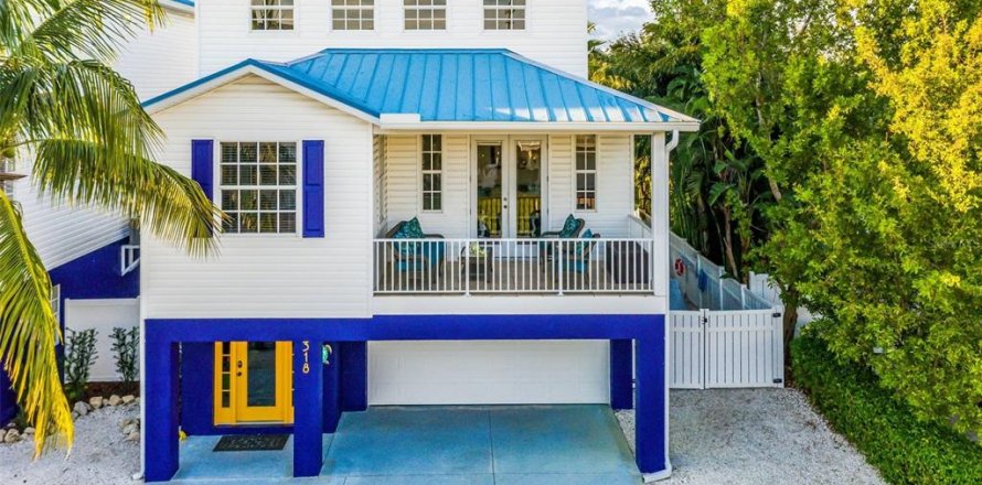 Villa ou maison à Holmes Beach, Floride 3 chambres, 211.91 m2 № 1643108