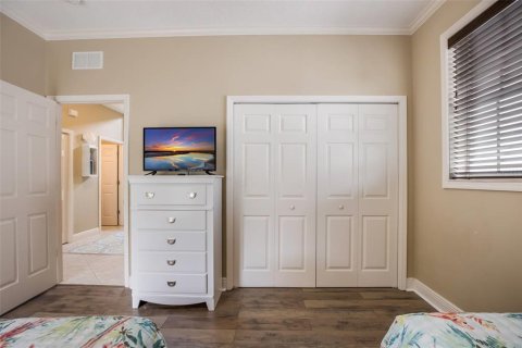 House in Holmes Beach, Florida 3 bedrooms, 211.91 sq.m. № 1643108 - photo 25