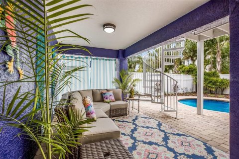 House in Holmes Beach, Florida 3 bedrooms, 211.91 sq.m. № 1643108 - photo 28