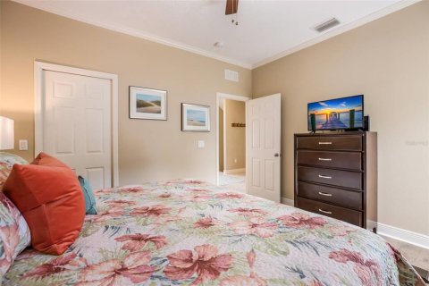 House in Holmes Beach, Florida 3 bedrooms, 211.91 sq.m. № 1643108 - photo 17