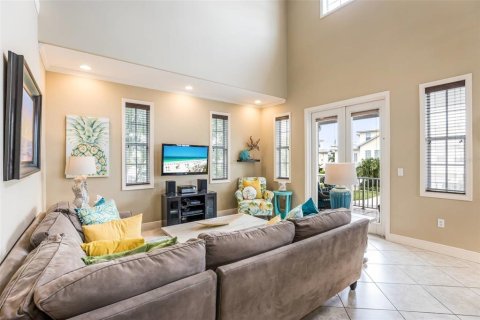 House in Holmes Beach, Florida 3 bedrooms, 211.91 sq.m. № 1643108 - photo 8