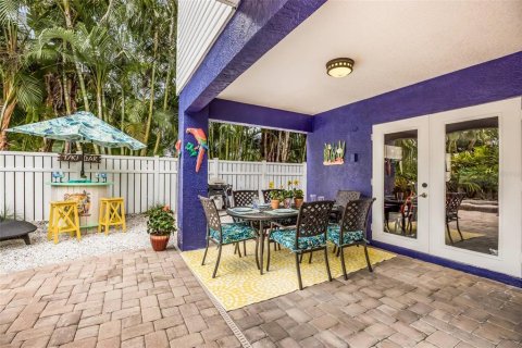 House in Holmes Beach, Florida 3 bedrooms, 211.91 sq.m. № 1643108 - photo 29
