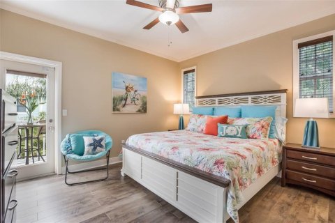 House in Holmes Beach, Florida 3 bedrooms, 211.91 sq.m. № 1643108 - photo 16