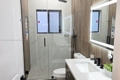 Casa en venta en Miami, Florida, 3 dormitorios, 147.71 m2 № 2021700 - foto 17