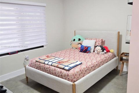 Casa en venta en Miami, Florida, 3 dormitorios, 147.71 m2 № 2021700 - foto 10