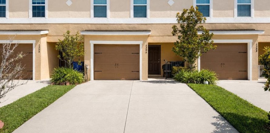 Touwnhouse à Gibsonton, Floride 3 chambres, 162.76 m2 № 2308501