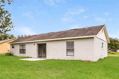 Villa ou maison à louer à Kissimmee, Floride: 3 chambres, 123.47 m2 № 2150205 - photo 15