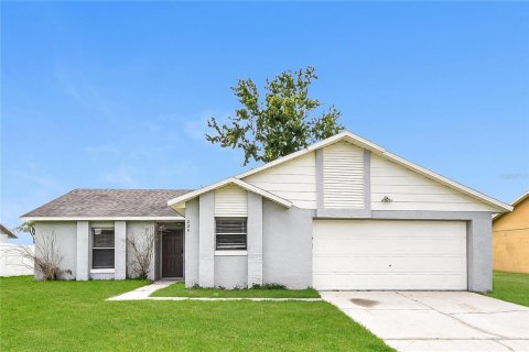 Villa ou maison à Kissimmee, Floride 3 chambres, 123.47 m2 № 2150205