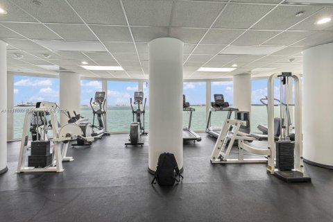 Condo in Miami, Florida, 1 bedroom  № 1823551 - photo 20