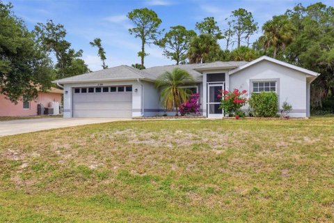 Villa ou maison à vendre à North Port, Floride: 3 chambres, 117.99 m2 № 2093328 - photo 2