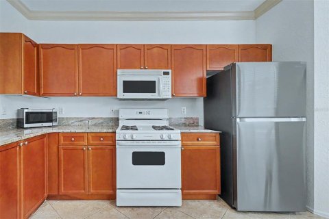 Condo in Clearwater, Florida, 2 bedrooms № 2111729 - photo 9