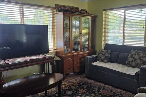 Villa ou maison à vendre à West Park, Floride: 3 chambres, 98.1 m2 № 1926311 - photo 3