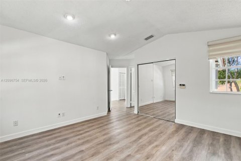 Купить виллу или дом в Уэстон, Флорида 4 спальни, 157.19м2, № 2421192 - фото 11