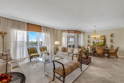 Copropriété à vendre à Aventura, Floride: 3 chambres, 283.35 m2 № 1863635 - photo 5