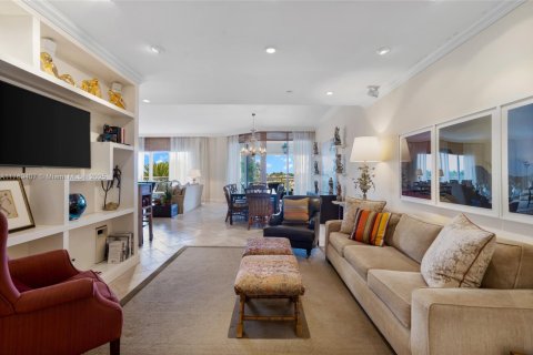 Copropriété à vendre à Aventura, Floride: 3 chambres, 283.35 m2 № 1863635 - photo 13