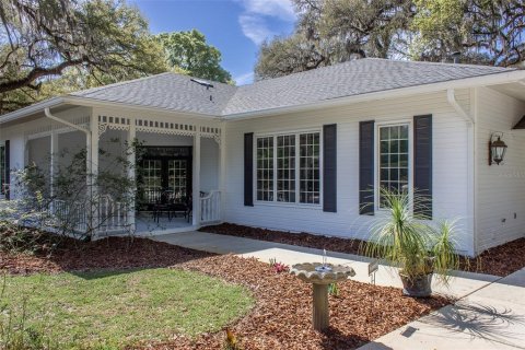 House in Ocala, Florida 4 bedrooms, 352.75 sq.m. № 1579072 - photo 2