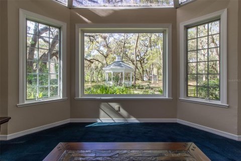 House in Ocala, Florida 4 bedrooms, 352.75 sq.m. № 1579072 - photo 26