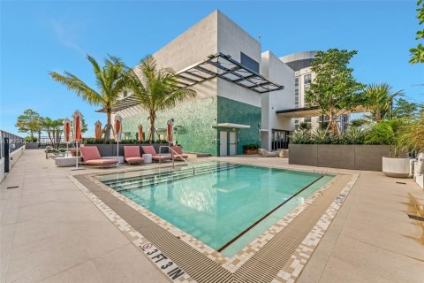 Condo in Miami, Florida, 1 bedroom  № 2035509 - photo 18