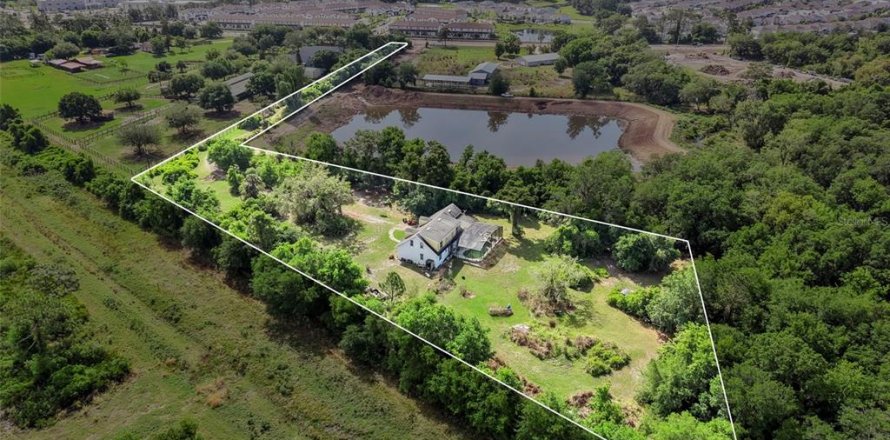 Terreno en Kissimmee, Florida № 2239972