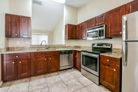 House in Hudson, Florida 3 bedrooms, 116.87 sq.m. № 2403606 - photo 5