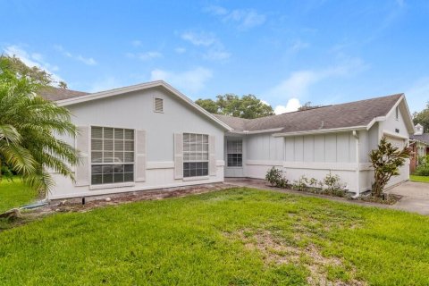House in Hudson, Florida 3 bedrooms, 116.87 sq.m. № 2403606 - photo 16