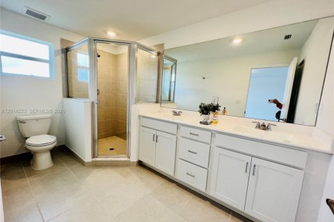 Townhouse in Lake Worth, Florida 3 bedrooms, 157 sq.m. № 2076222 - photo 15