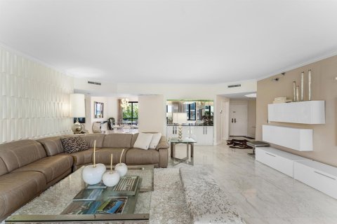 Copropriété à vendre à Palm Beach, Floride: 2 chambres, 231.98 m2 № 2184631 - photo 5